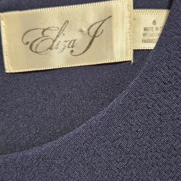 Eliza J Navy Dress with Ruffle, size 6 - Picture 3 of 3